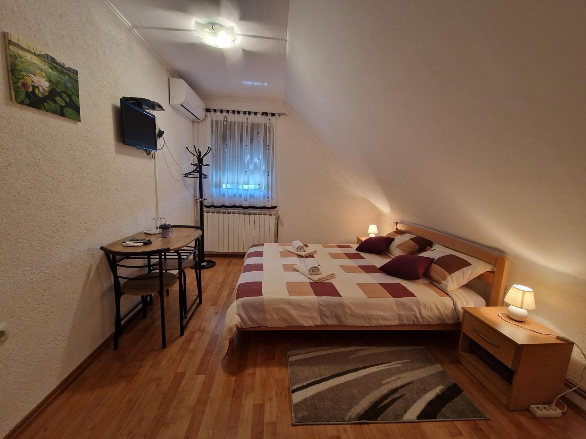 House Luketic Hotell Rastovača Exteriör bild
