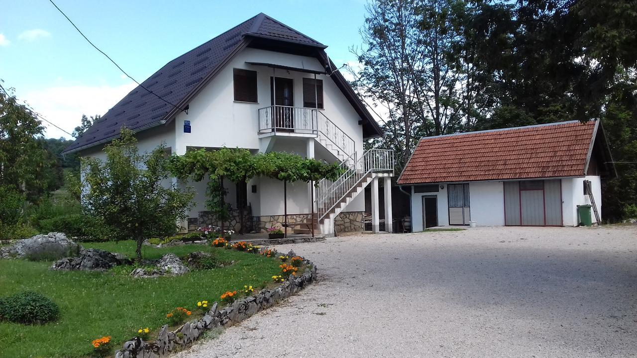 House Luketic Hotell Rastovača Exteriör bild